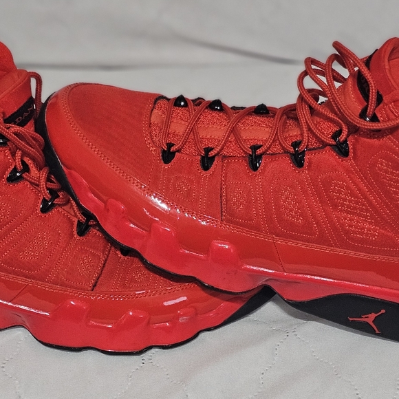 Air Jordan Retro 9 Chile Red - Picture 2 of 4